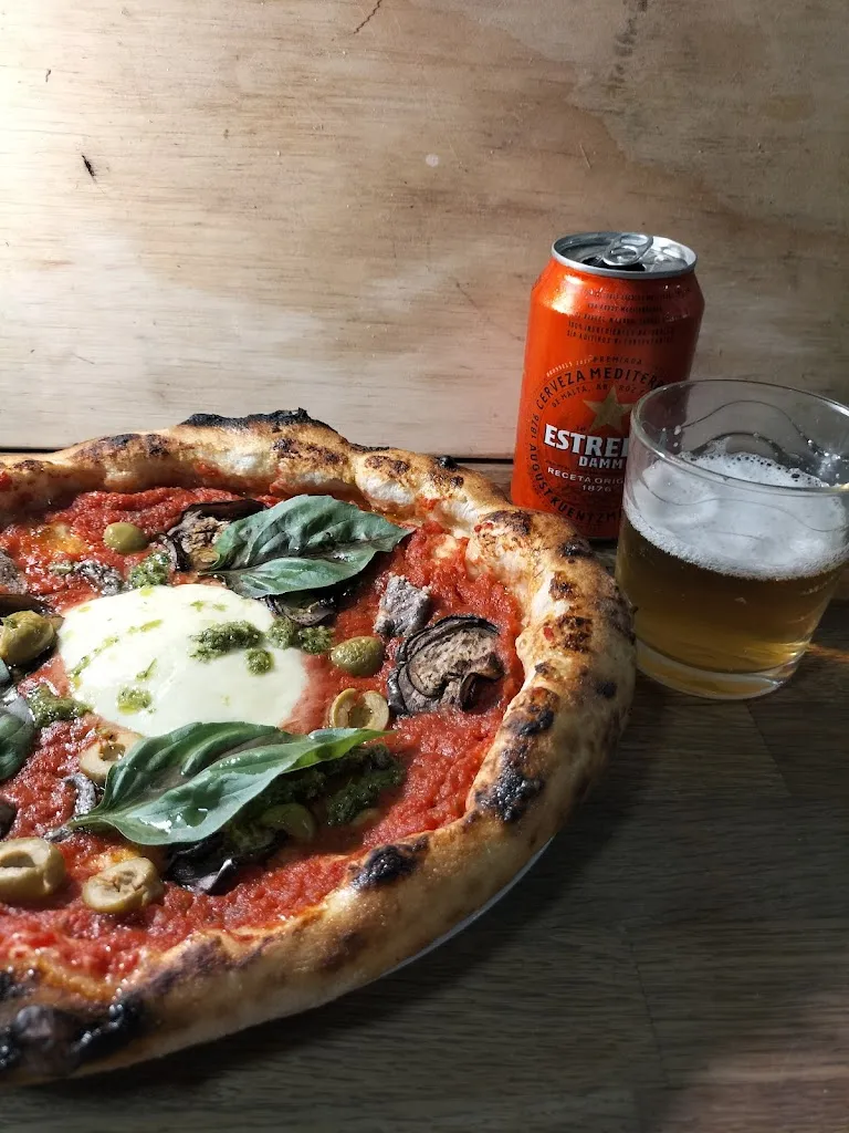 FLORENCIA PIZZAS Y EMPANADAS_Ulldecona_slider_image_3