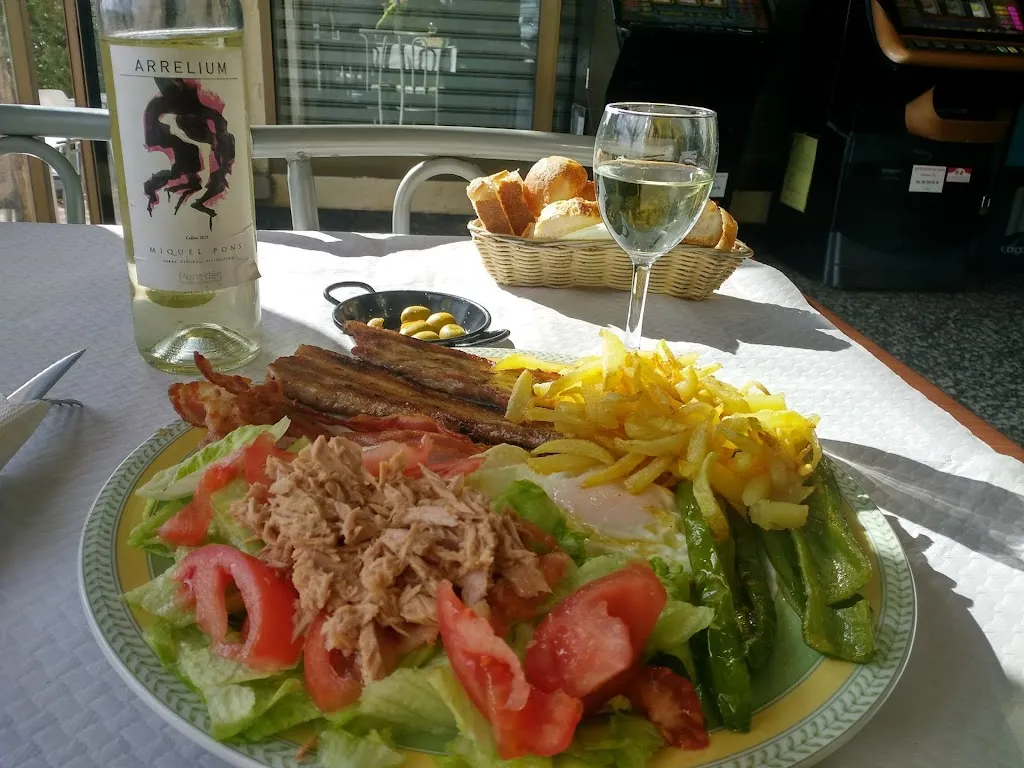 Restaurant Les 4 Carreteres_Vila-rodona_slider_image_2