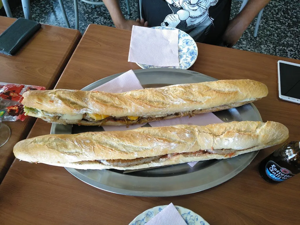 Restaurant Les 4 Carreteres_Vila-rodona_slider_image_3