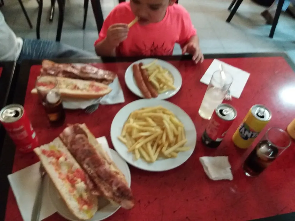 Menu_Centre Recreatiu_Vilallonga del Camp_image_2