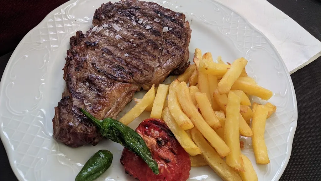 Menu_Restaurant Ca L'Amadeu by Germans Romero_Vilanova dEscornalbou_image_6