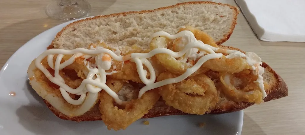 Menü_Bar pavelló Vilanova d'Escornalbou_Vilanova dEscornalbou_Bild_4