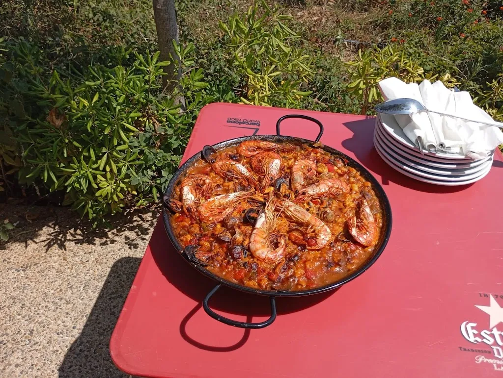 Nuria Rofes_Bar pavelló Vilanova d'Escornalbou_Vilanova dEscornalbou_Bewertung