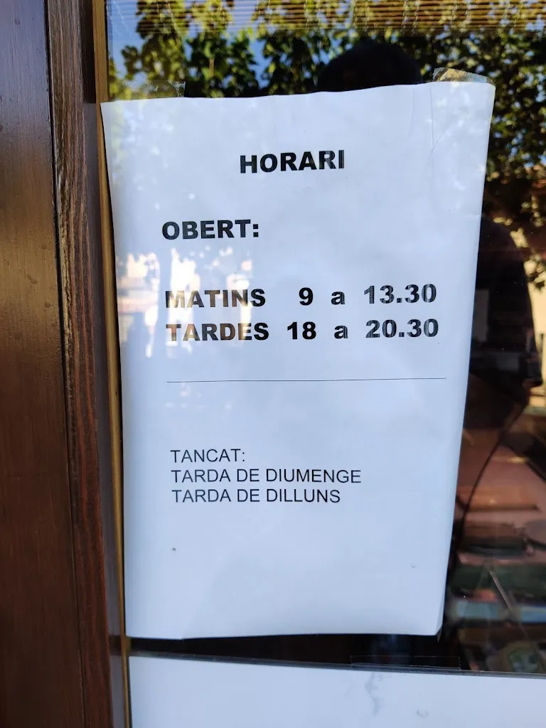 Q H_Cal Centro_Vilella Baixa La_review