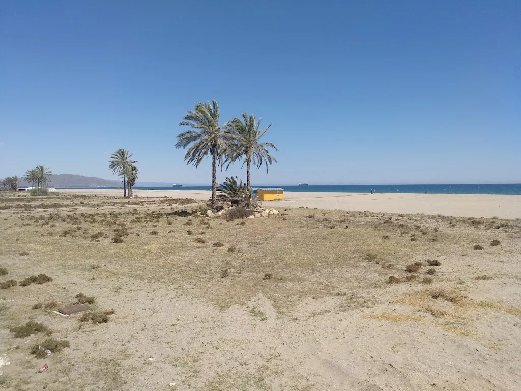 Óscar Serrano_Chiringuito El Playazo_Garrucha_recensione