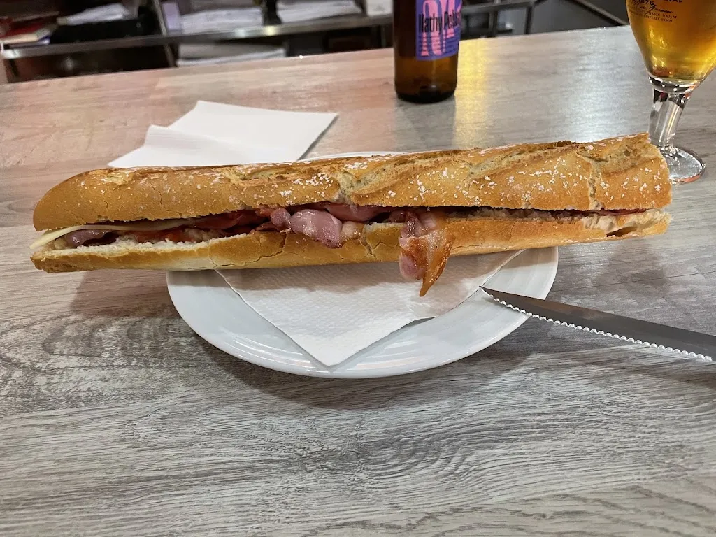 Joan Petit_Bar Restaurant la Nau_Vila-seca_review