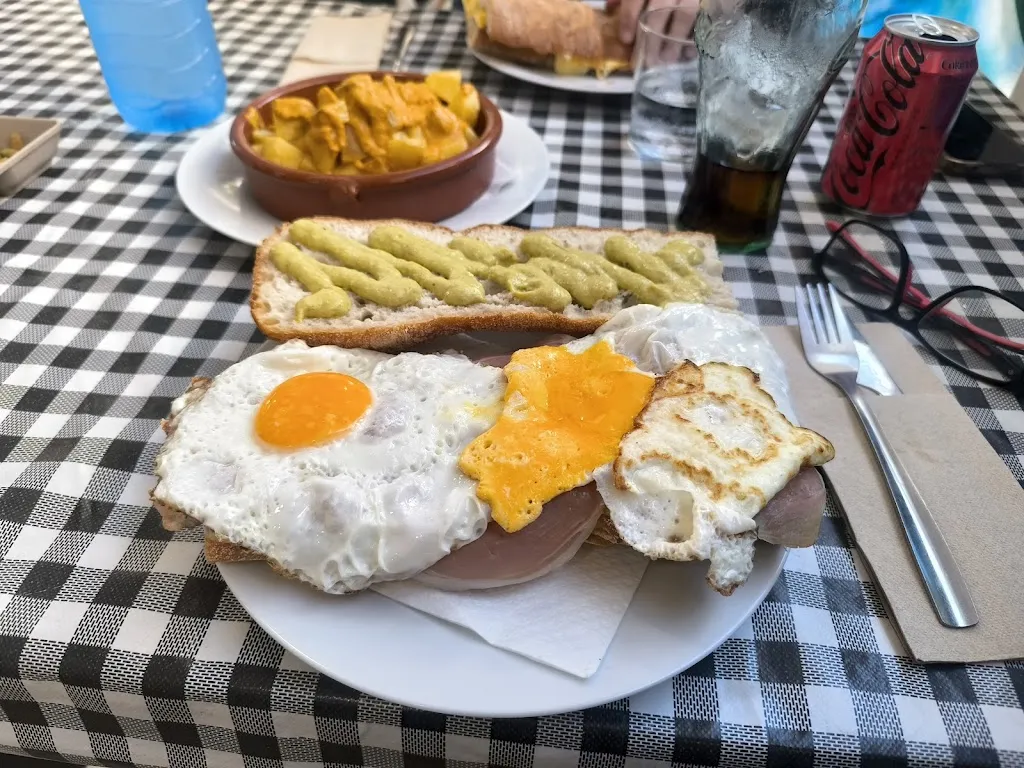 Raul Diaz_el rincón de manolo_Vila-seca_review