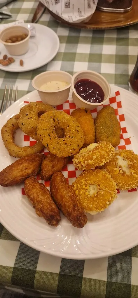 Leah Rossiter_The Iron Horse_Vila-seca_review