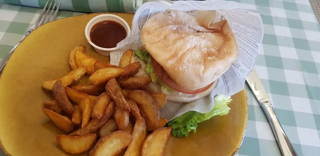 Jay Sorton_The Iron Horse_Vila-seca_review