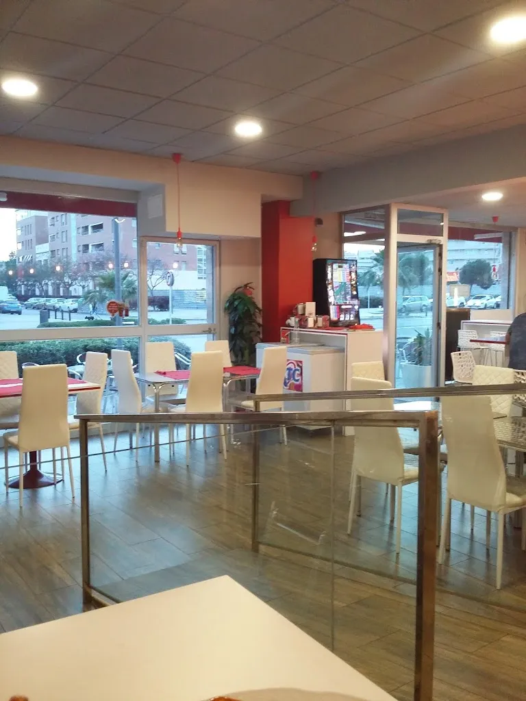 Pizzeria Metro Vila-Seca restaurant in Vila-seca