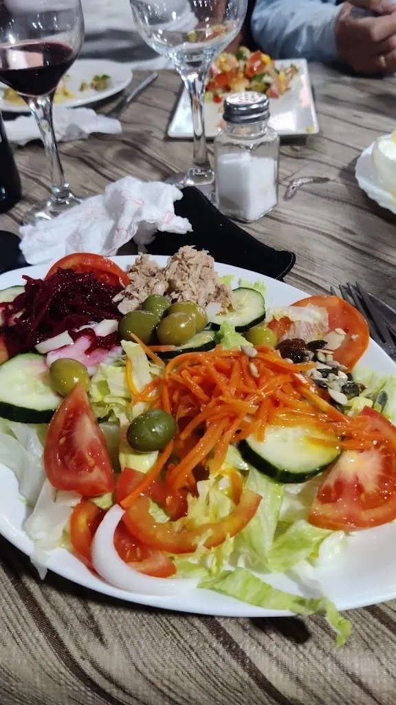 Taberna Mc Coy_Macael_slider_image_2