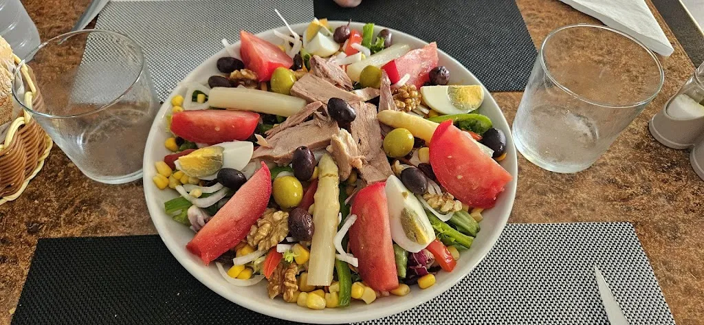 benita_Bar Hinojosa_Jarque de la Val_recensione