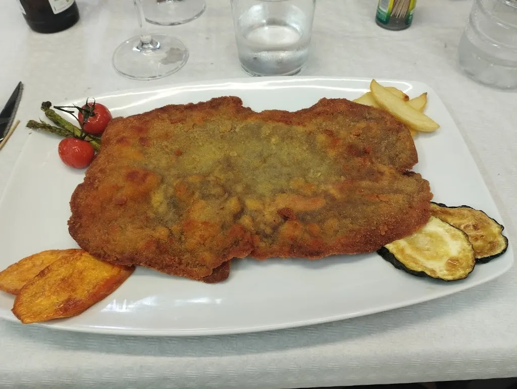 Bar Hinojosa_Jarque de la Val_slider_image_3