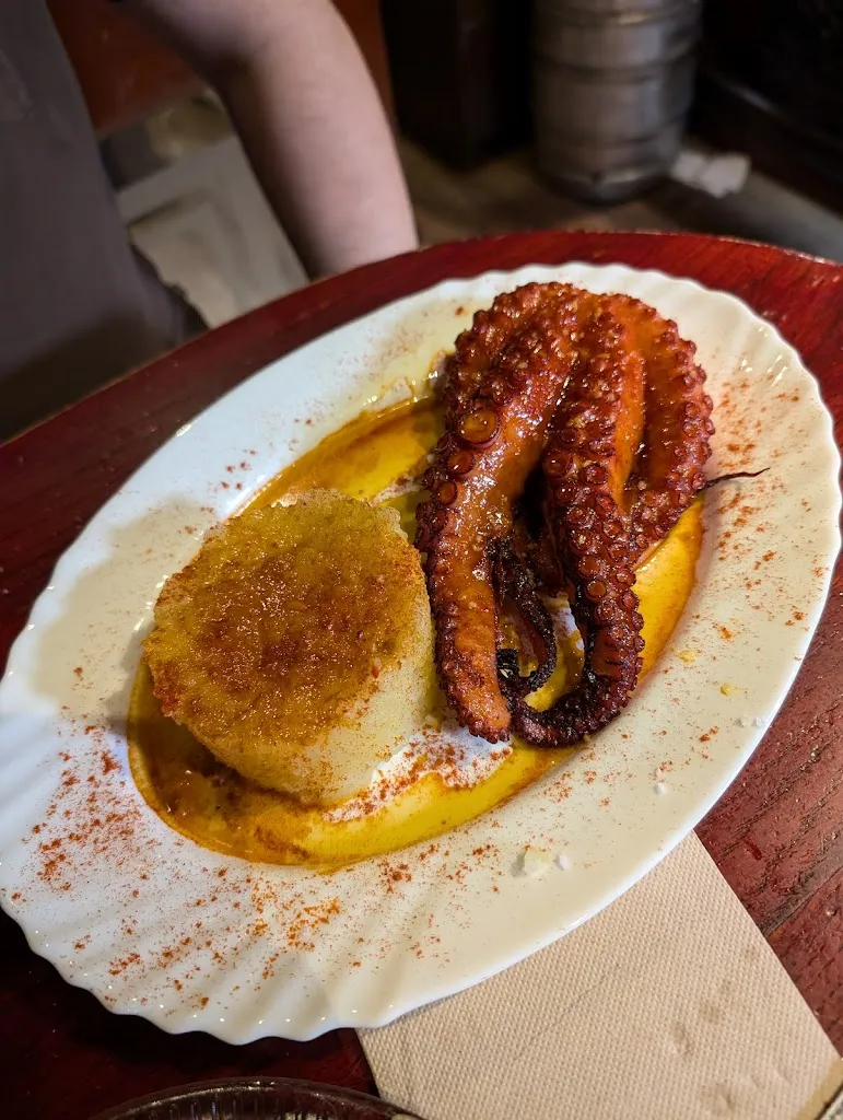 Juliana Matheus_Taberna El Rincón de Jose_Josa_review