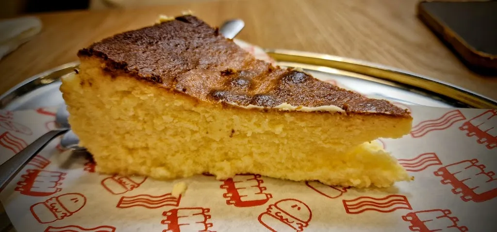 Manuel Gonzalez Vazquez_Los Costilla - Burgers & Ribs_Loscos_recensione