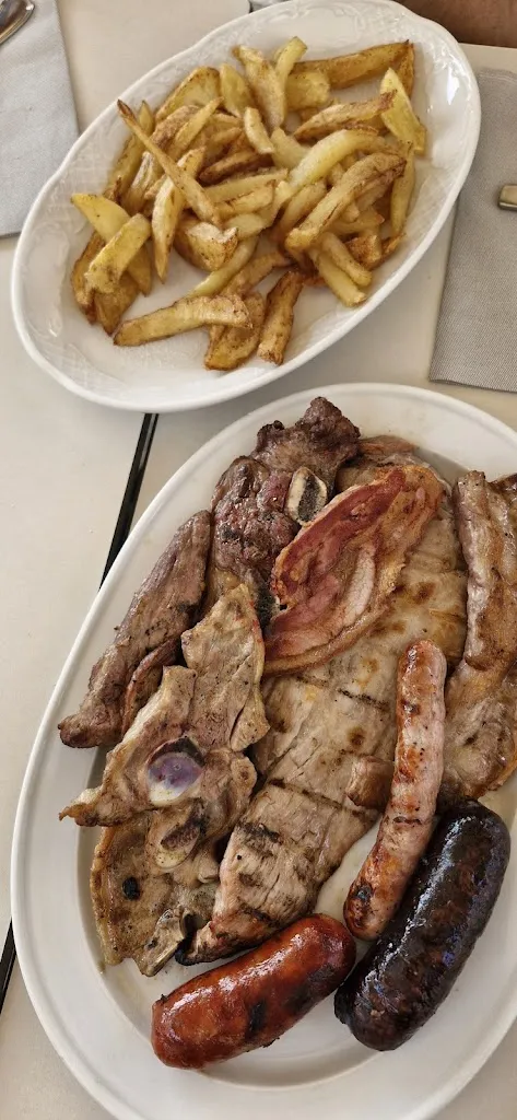 Dani_BAR Tasca LAS TEJAS._Mirambel_recensione