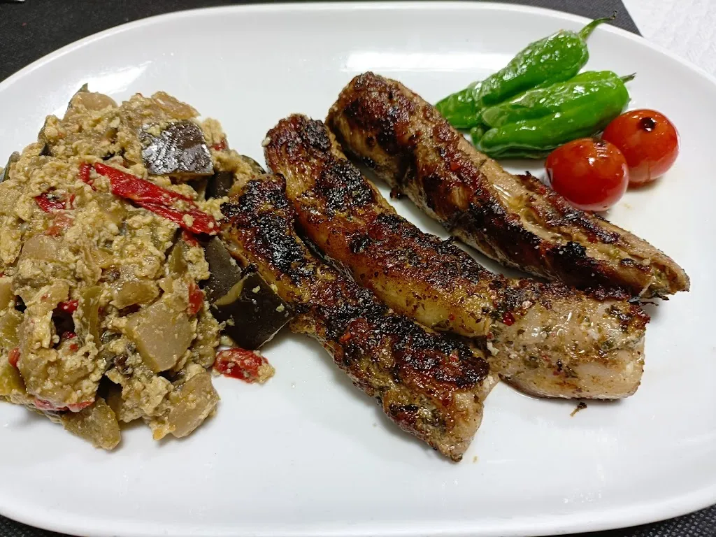 Ana Ruiz Rodriguez_Los Rosigones_Mosqueruela_review