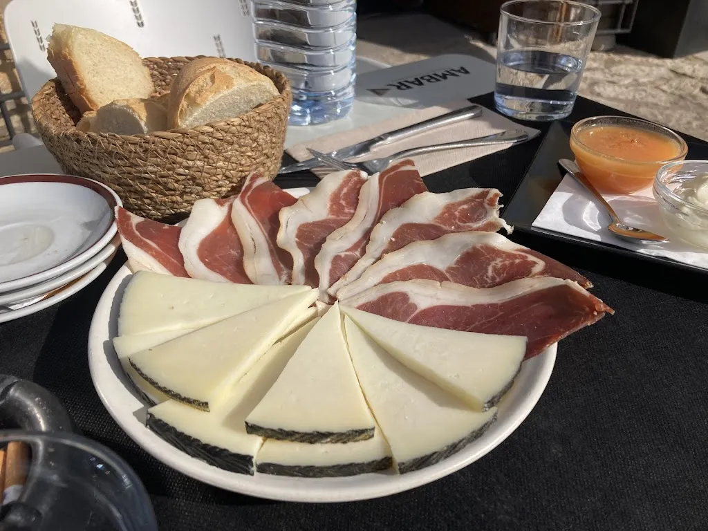 Los Rosigones_Mosqueruela_slider_image_3