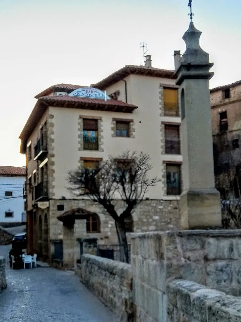 Neil Lewis_El Rinconcico_Mora de Rubielos_review