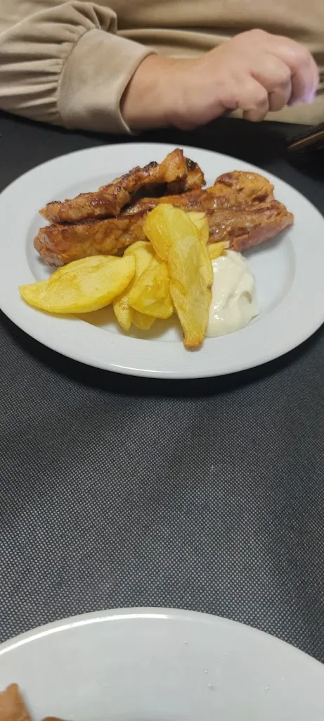 Menu_Bar-Restaurante El Pesador-Casa Bareta_Oliete_image_8