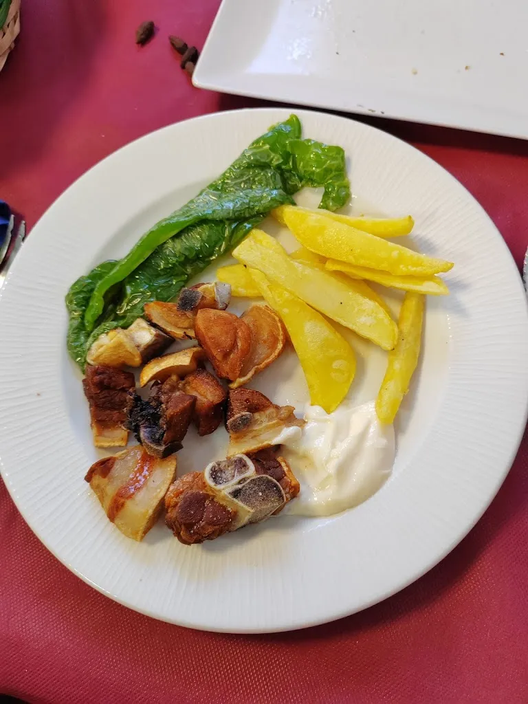 Josele Valverde_Bar-Restaurante El Pesador-Casa Bareta_Oliete_review