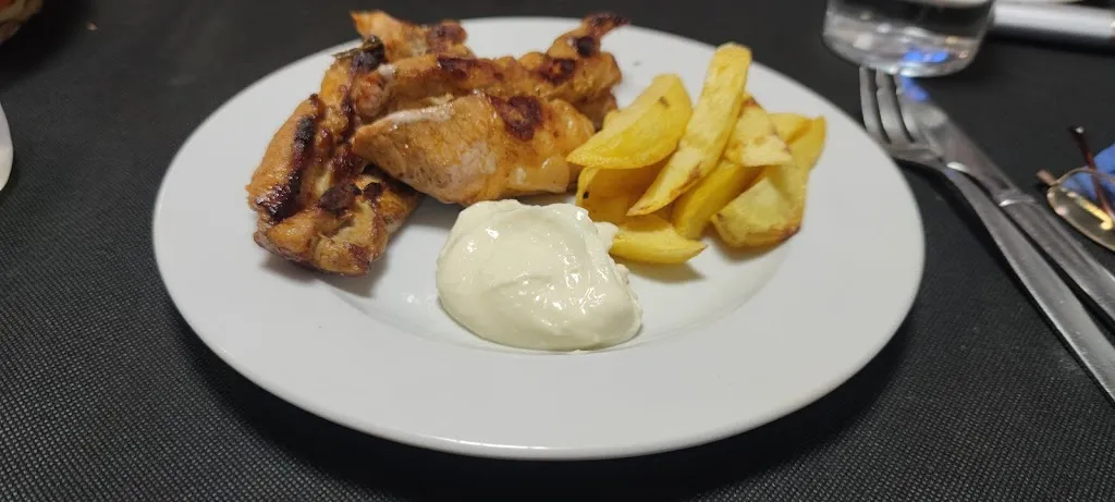 Bar-Restaurante El Pesador-Casa Bareta restaurant in Oliete