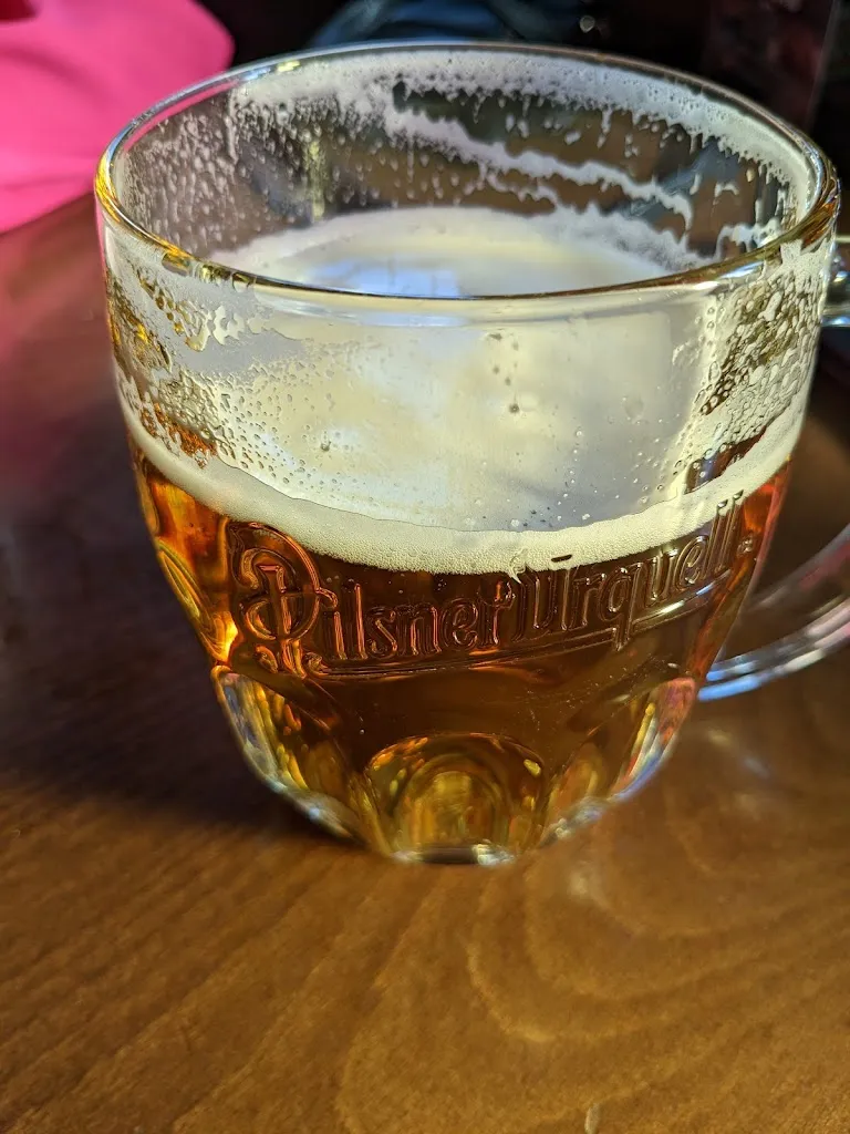 Paul Wing_The Towers Pub_Olmos Los_review