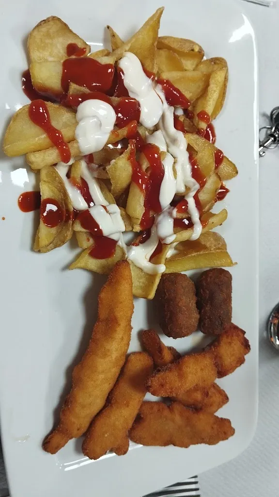 onintza u._Bar Tele-Club MSR Multiservicio Rural San Blas de Peracense_Peracense_review