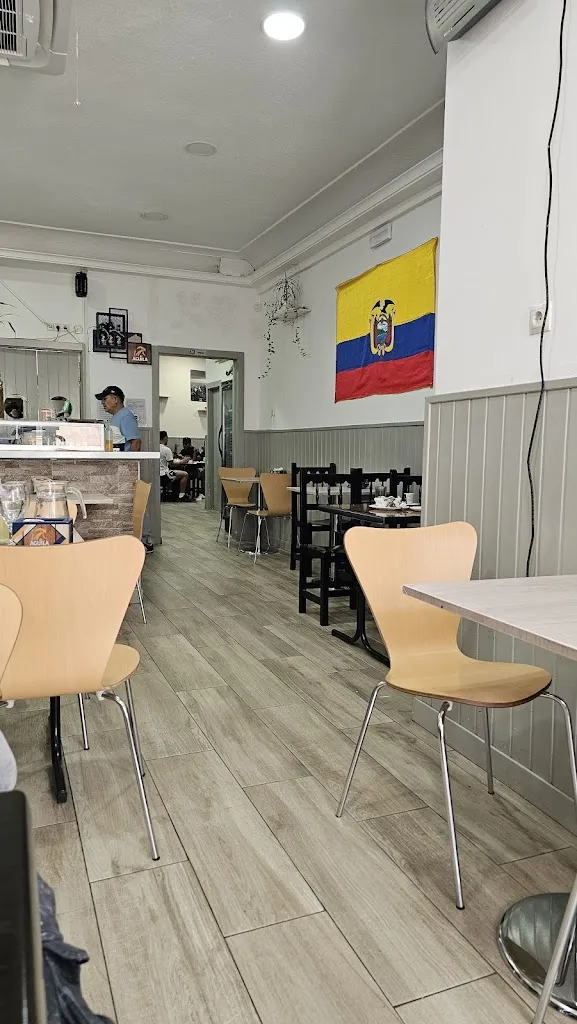 Bar restaurante El Sazón restaurant in Peralejos