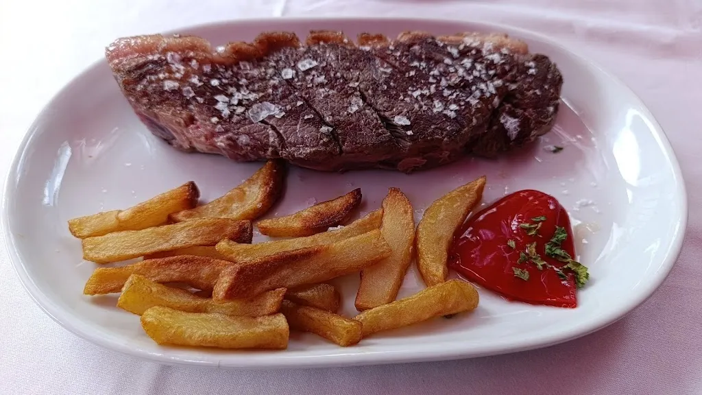 Restaurante El Marques_Peralejos_slider_image_3