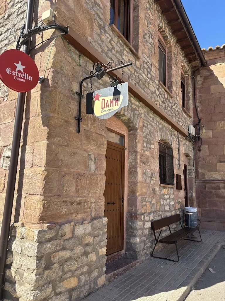 Kristel de Jesus_Bar Pozondón_Pozondón_review