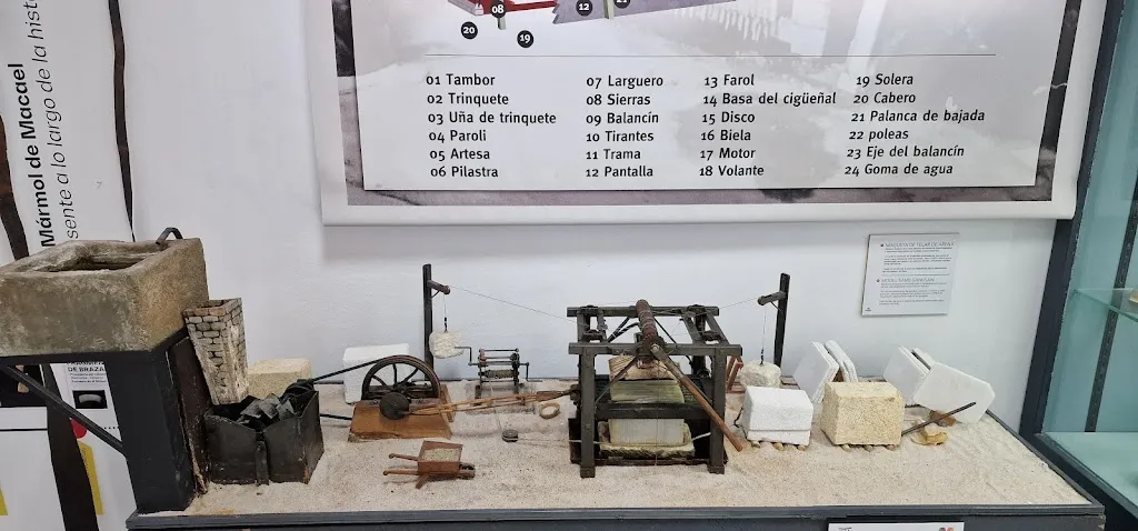 Bart Kila_Centro de Interpretación del Mármol_Macael_recensione