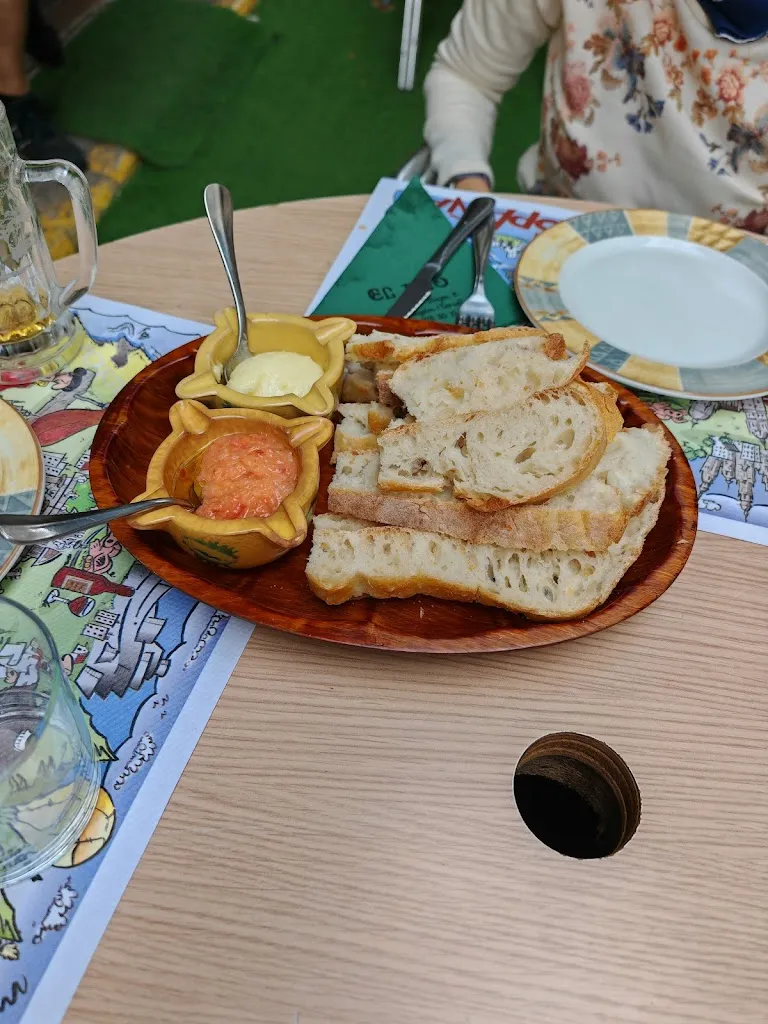 Miguel Martinez_EL DAO_Puertomingalvo_review