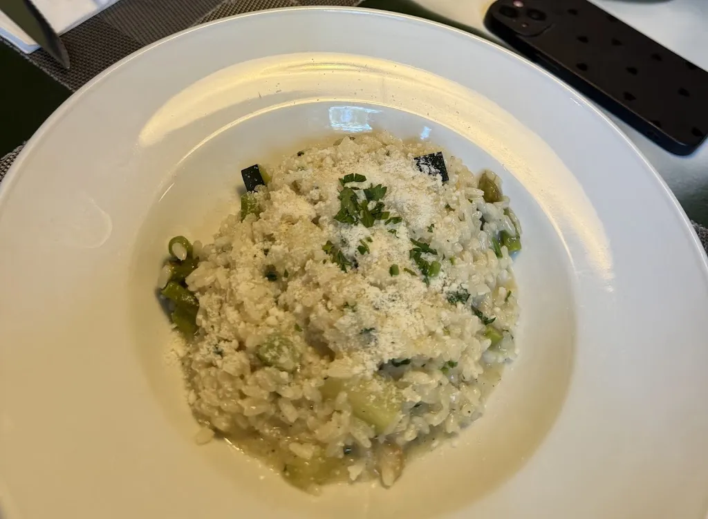 chemseddine sid_Taberna Rayuela_Royuela_review