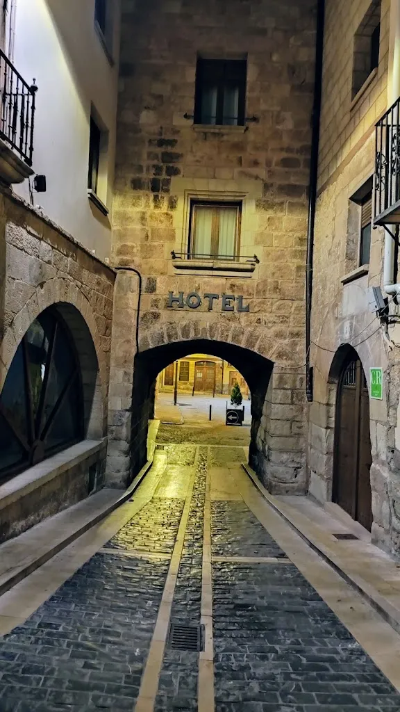 Mr No_Hotel Jaime I_Rubielos de Mora_review