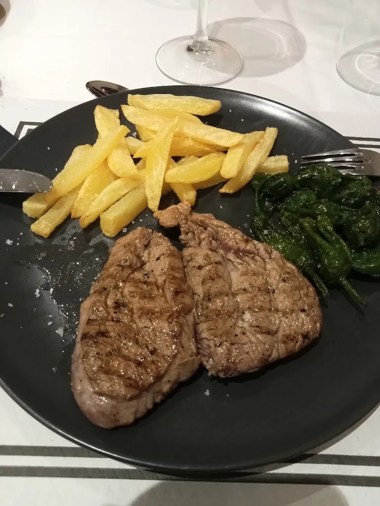 Sociedad Gastronómica El Agudillo restaurant in Samper de Calanda