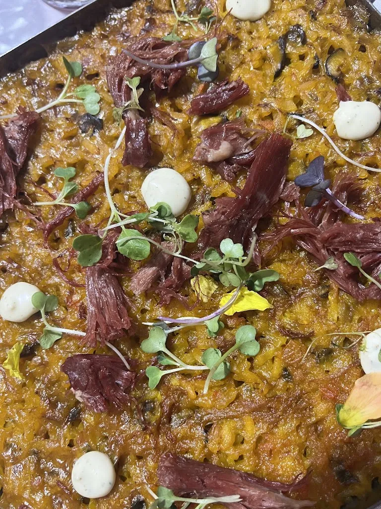 Yzander Gillegao_SoMa restaurante_Seno_review