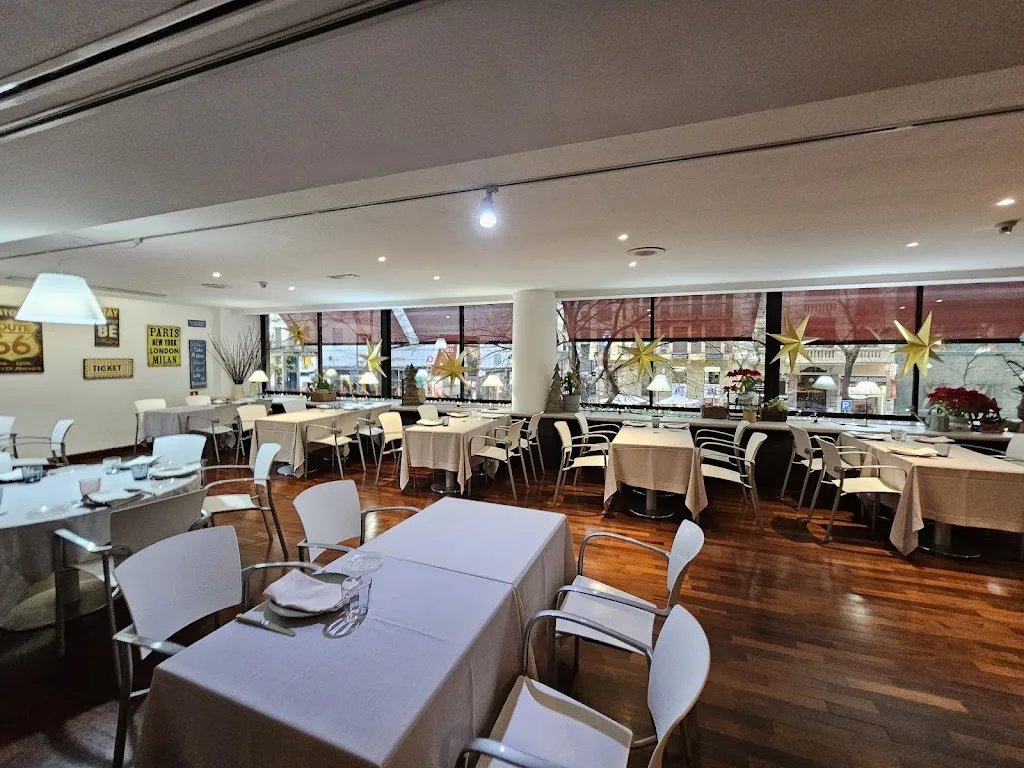 SoMa restaurante restaurant in Seno