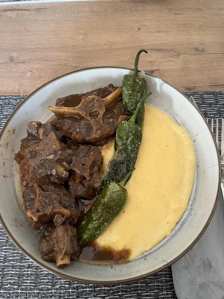 EL PATIO DEL ADARVE_Toril y Masegoso_slider_image_3