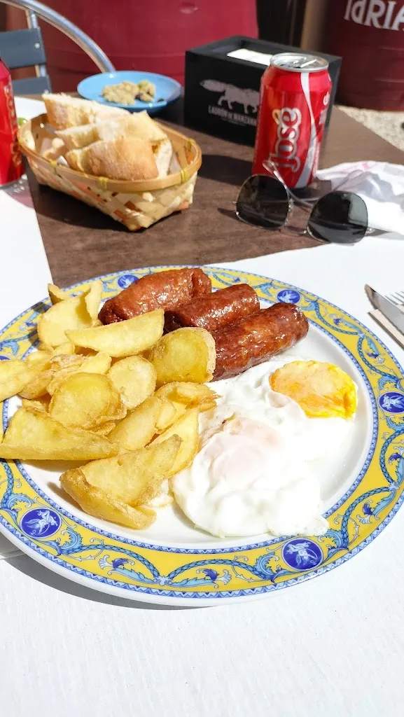 Centro Social El Horno_Torre los Negros_slider_image_3