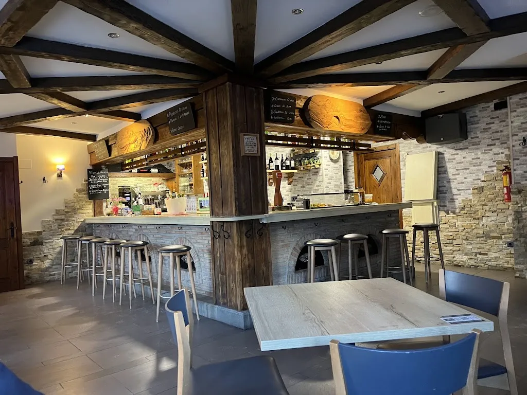 Tasca Berchiles restaurant in Tramacastilla