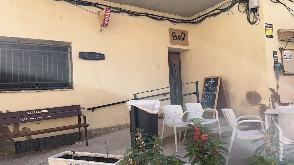 Bar J&E Valacloche restaurant in Valacloche