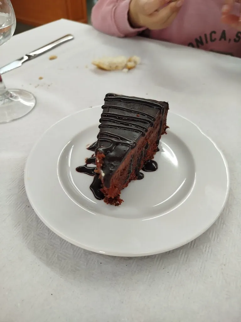 Luis S M_BAR-RESTAURANTE El Claustro._Valdealgorfa_review