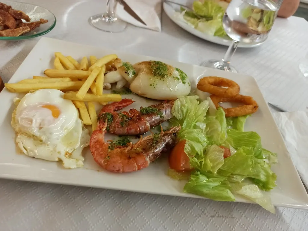 BAR-RESTAURANTE El Claustro._Valdealgorfa_slider_image_3