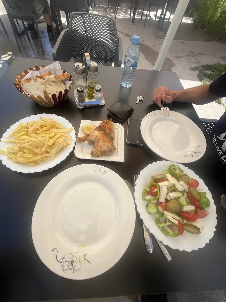 Agathe GREGOIRE_Bujtina Izet Selimaj _Valbona_recensione