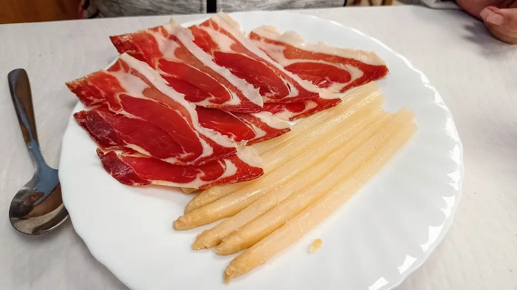 Fonda Villarluengo Nueva administración_Villarluengo_slider_image_2