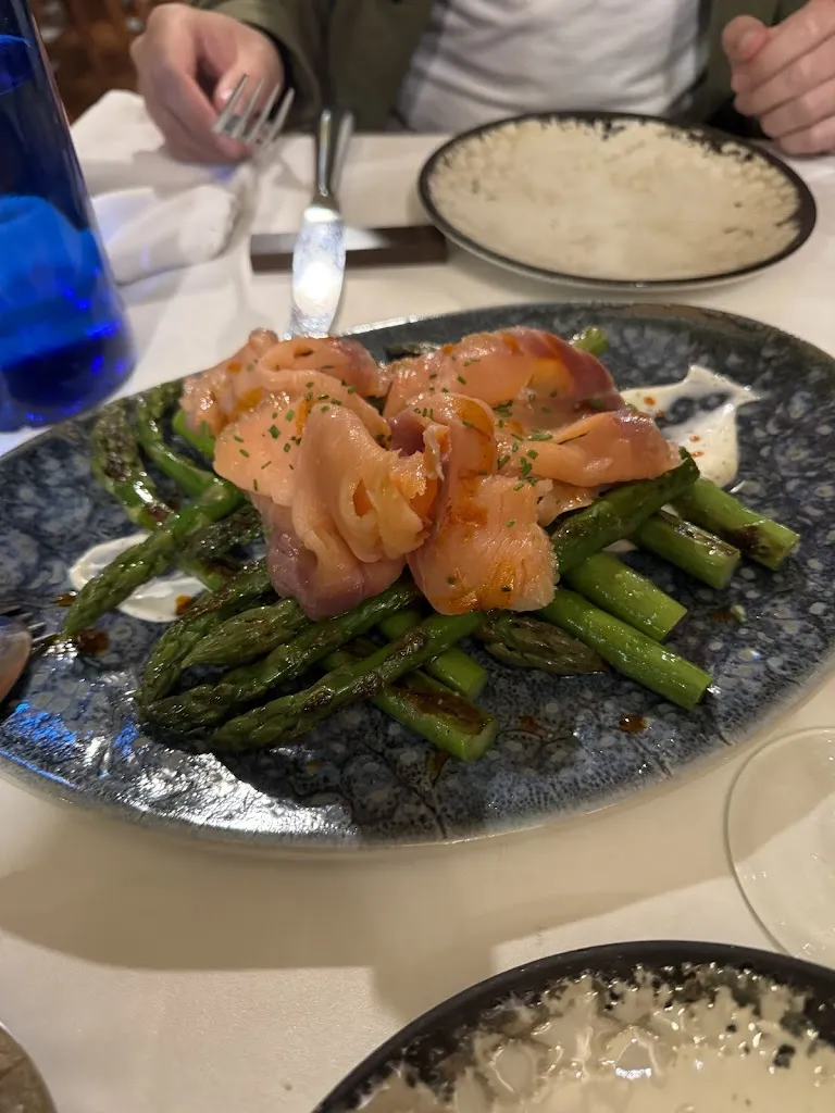 Kamil Jurkiewicz_Restaurante Mesón Nazareno y Oro_Valdecuenca_review