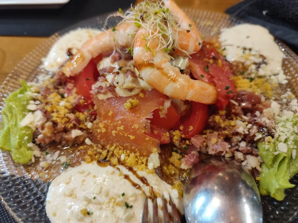 marbella sanpedro_La Cava Gastrobar_Valdecuenca_review