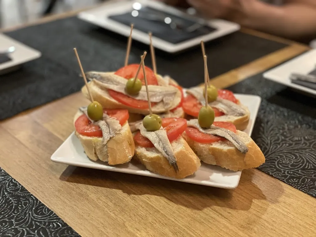 La Cava Gastrobar_Valdecuenca_slider_image_2