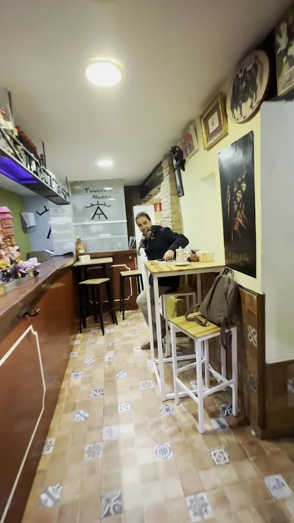 Taberna Albero_Valdecuenca_slider_image_2